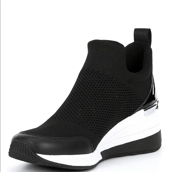 NEW MICHAEL KORKS WILLIS WEDGE TRAINER STRETCH BLACK SHOES SZ:8 - Picture 4 of 6